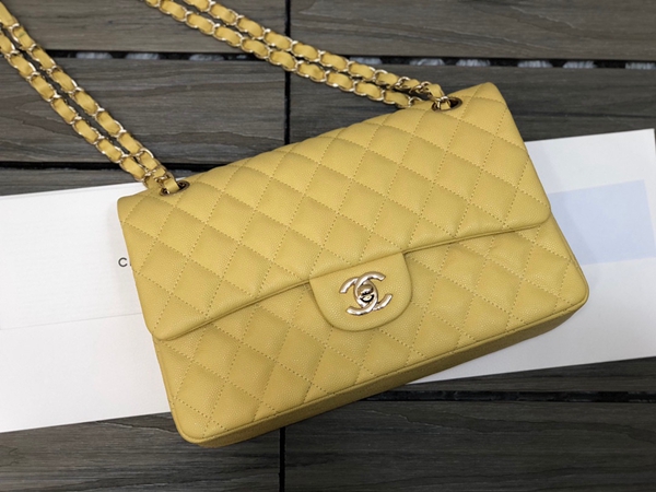 シャネルバッグレプリカ正面デザイン